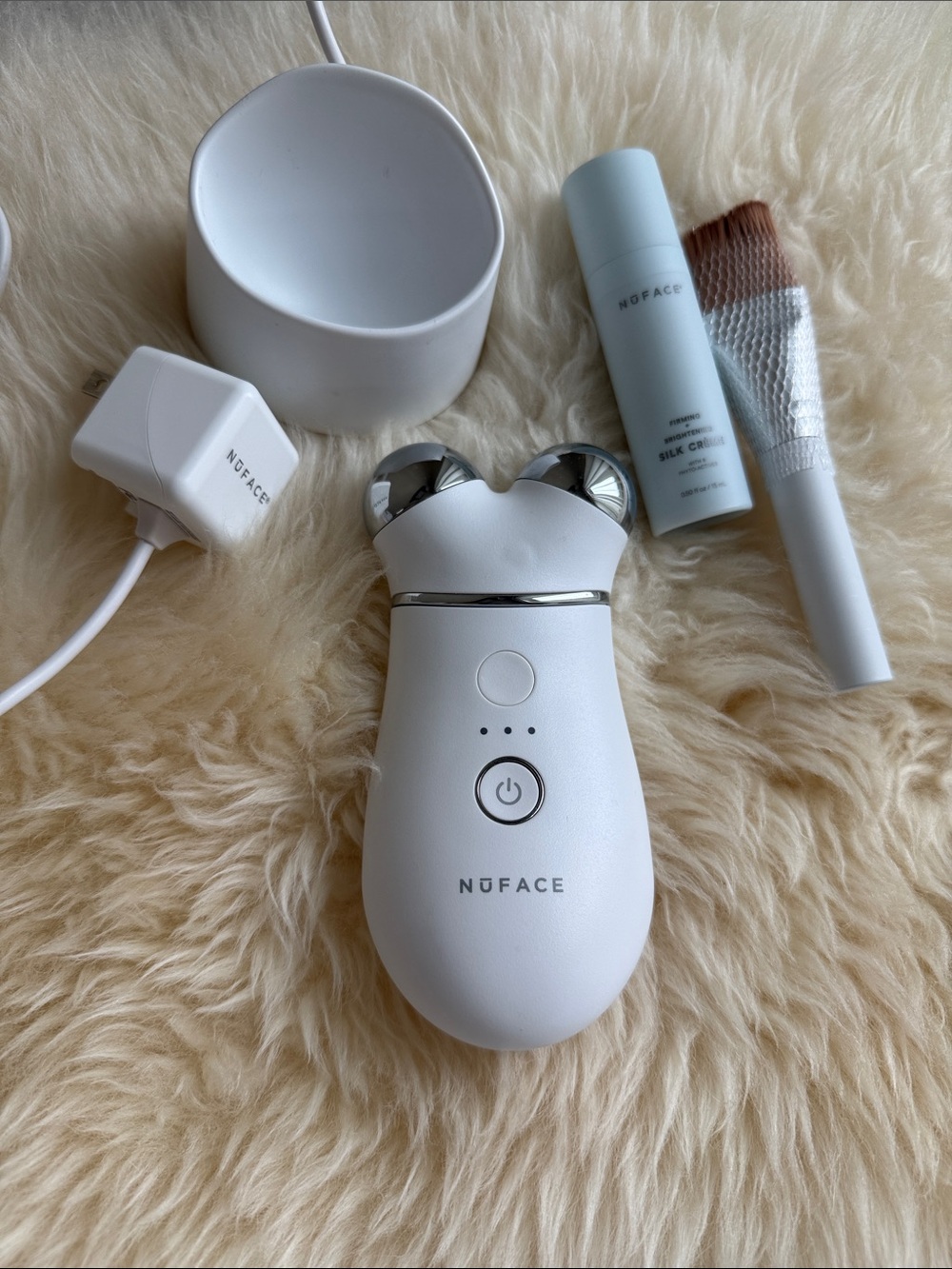 NuFACE Facial Sculpting Microcurrent Device in White with Silver Accents